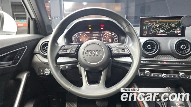 Audi Q2 35 TDI Premium 2020 — фото 13