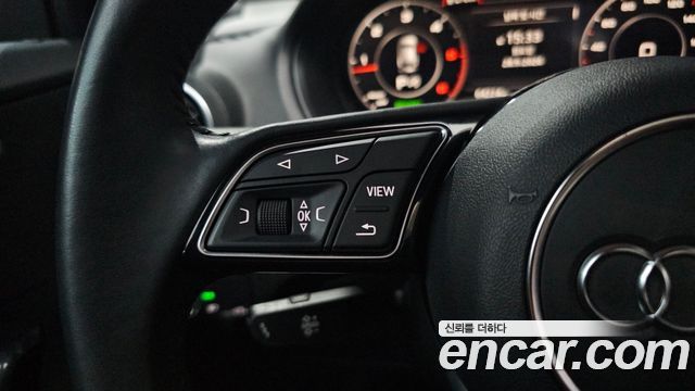 Audi Q2 35 TDI Premium 2020 — фото 30