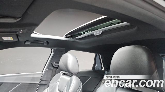 Audi Q2 35 TDI Premium 2020 — фото 32
