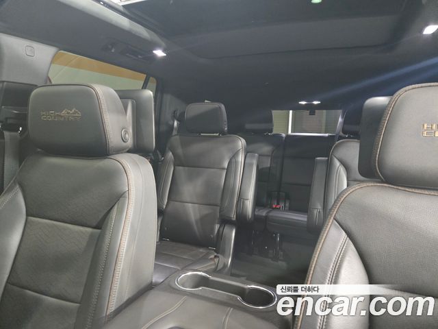 Chevrolet Tahoe 6.2 Dark Knight 4WD 2022 — фото 14