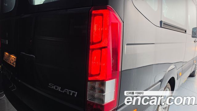 Hyundai Solati 16-seater Deluxe 2024 — фото 23