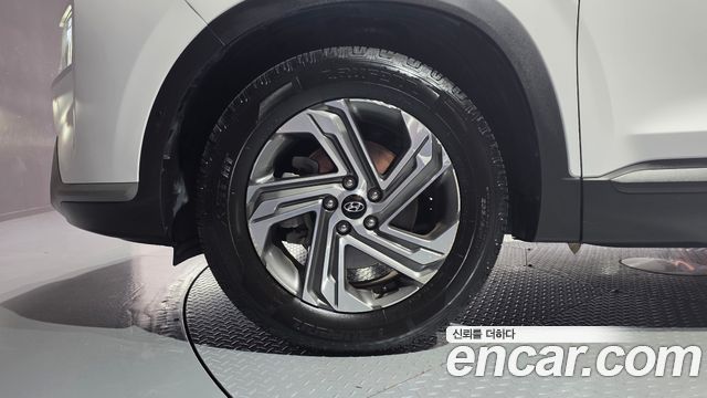 Hyundai Santa Fe Diesel 2.2 2WD Prestige 2021 — фото 5