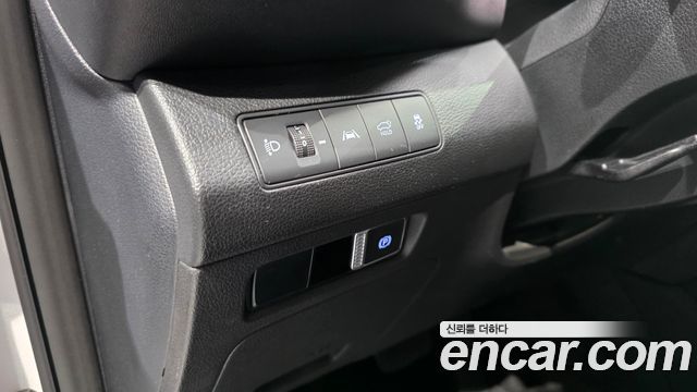 Hyundai Santa Fe Diesel 2.2 2WD Prestige 2021 — фото 12