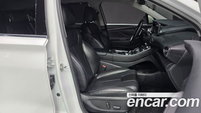 Hyundai Santa Fe Diesel 2.2 2WD Prestige 2021 — фото 26