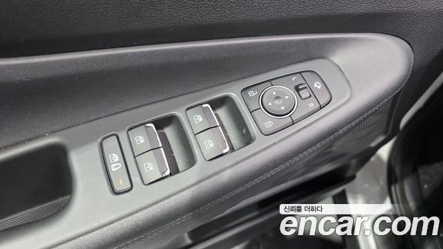 Hyundai Santa Fe Diesel 2.2 2WD Prestige 2021 — фото 28