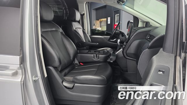 Hyundai Staria Cargo 3-Seater Modern 2022 — фото 11