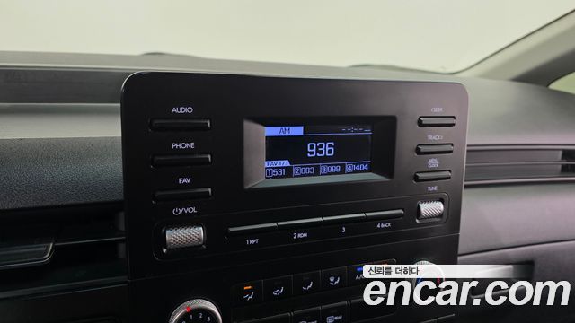 Hyundai Staria Cargo 3-Seater Modern 2022 — фото 14