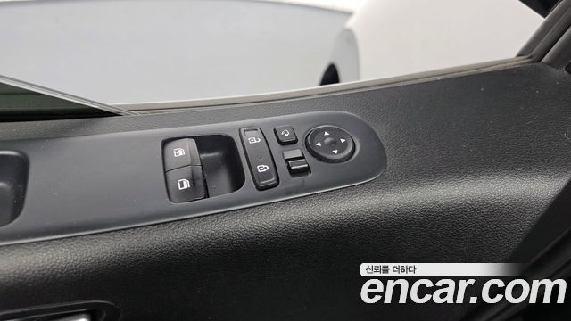 Hyundai Staria Cargo 3-Seater Modern 2022 — фото 30