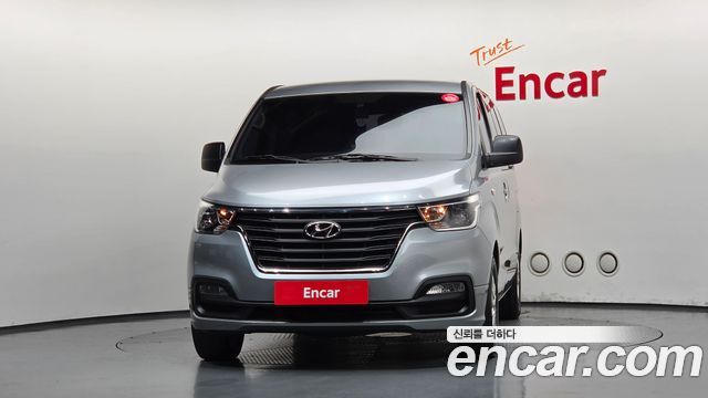 Hyundai Grand Starex Wagon 12-Seater Modern 2020 — фото 3