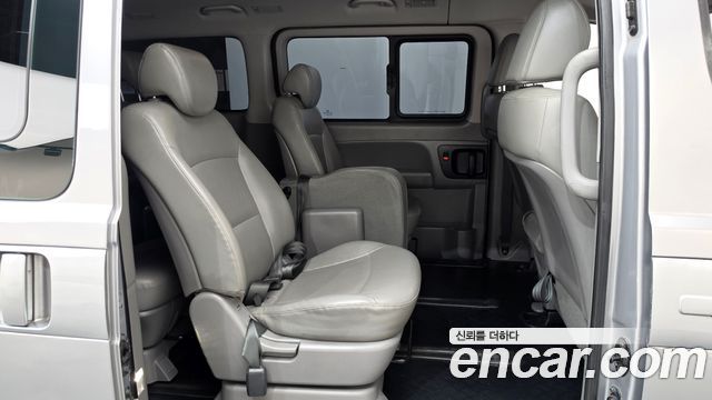 Hyundai Grand Starex Wagon 12-Seater Modern 2020 — фото 12