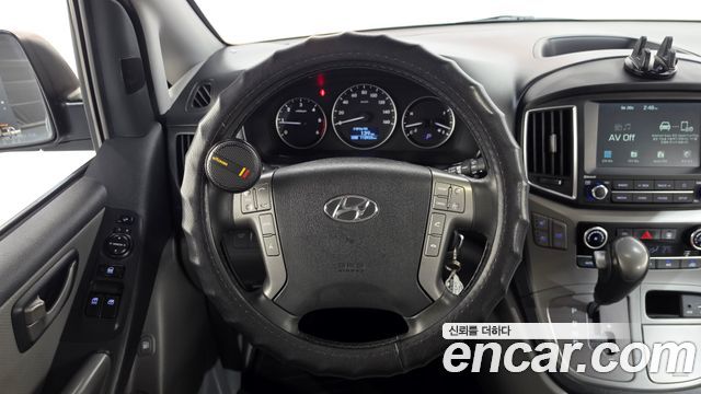 Hyundai Grand Starex Wagon 12-Seater Modern 2020 — фото 13