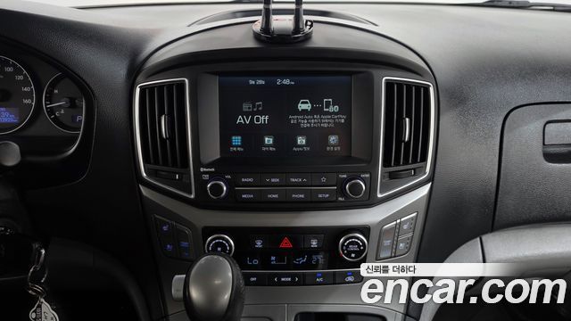 Hyundai Grand Starex Wagon 12-Seater Modern 2020 — фото 15