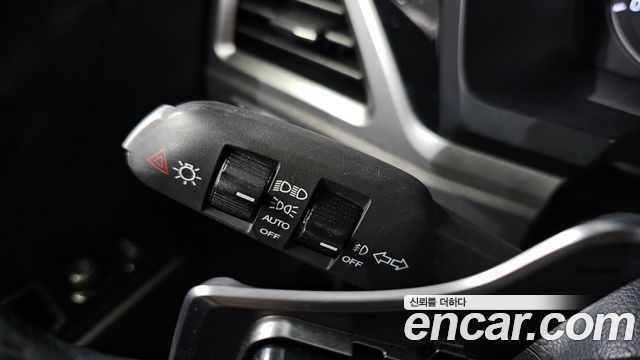 KG Mobility (SsangYong) Beautiful Korando Gasoline 1.5 2WD C5 Plus 2021 — фото 19