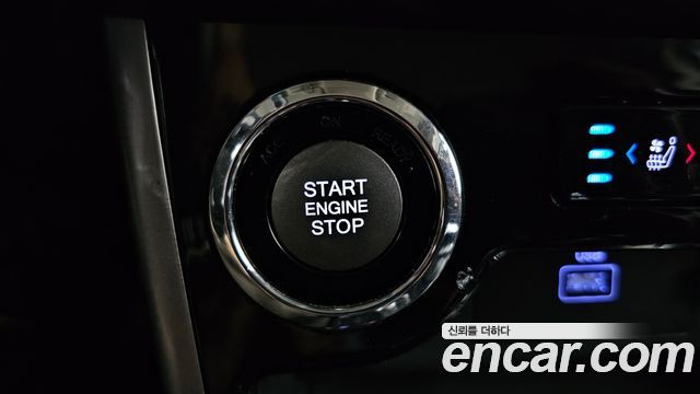 KG Mobility (SsangYong) Beautiful Korando Gasoline 1.5 2WD C5 Plus 2021 — фото 20