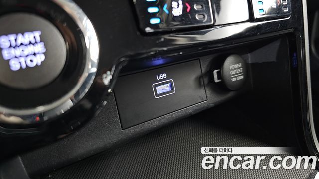 KG Mobility (SsangYong) Beautiful Korando Gasoline 1.5 2WD C5 Plus 2021 — фото 27