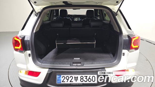 KG Mobility (SsangYong) Beautiful Korando Gasoline 1.5 2WD C5 Plus 2021 — фото 33