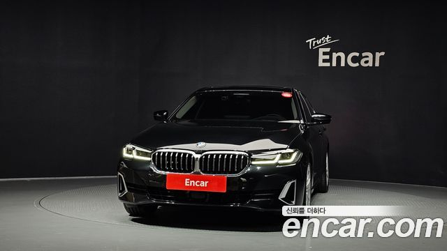 BMW 5 Series (G30) 530i Luxury 2023 — фото 3