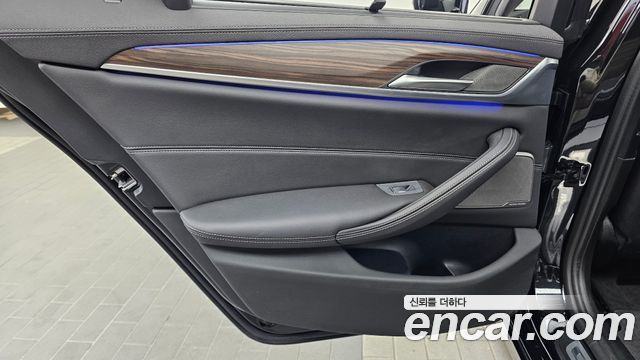 BMW 5 Series (G30) 530i Luxury 2023 — фото 25