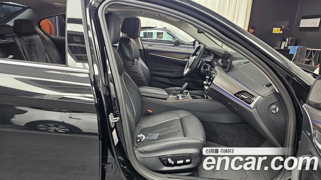 BMW 5 Series (G30) 530i Luxury 2023 — фото 26