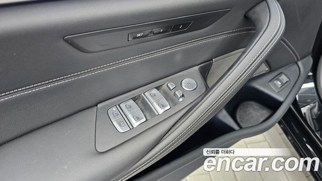 BMW 5 Series (G30) 530i Luxury 2023 — фото 30