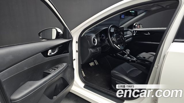 Kia K3 (II) 1.6 Prestige 2023 — фото 10
