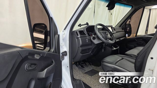 Renault Korea Master Camping car 2020 — фото 10