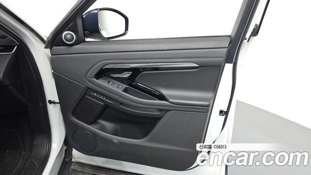 Land Rover Range Rover Evoque (II) D180 SE 2020 — фото 30