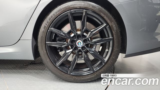 BMW 8 Series (G15) M850i xDrive Gran Coupe 2022 — фото 21
