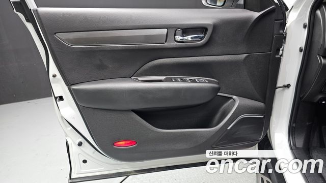 Renault Korea QM6 2.0 LPe LE 2WD 2023 — фото 24