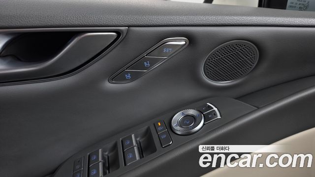 Genesis G80 (RG3) Gasoline 2.5 Turbo AWD 2025 — фото 41