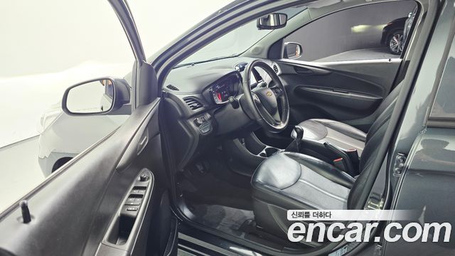 Chevrolet Spark LT 2019 — фото 10