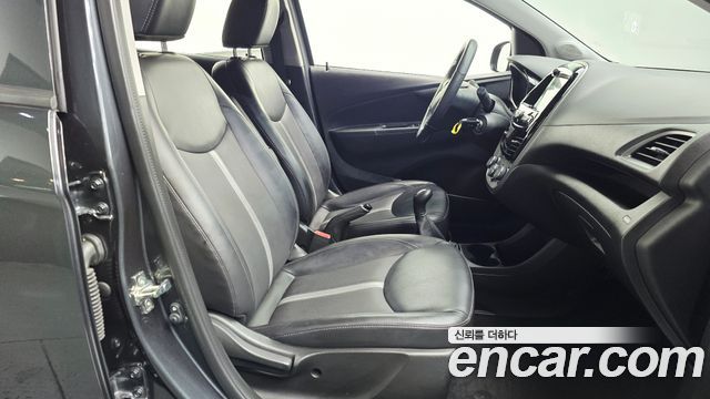 Chevrolet Spark LT 2019 — фото 12