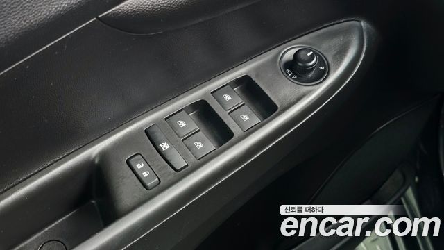 Chevrolet Spark LT 2019 — фото 15