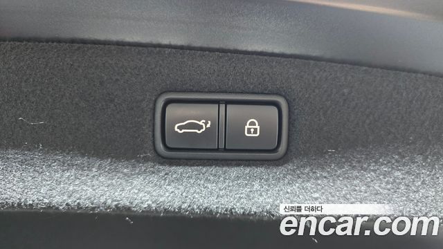 Genesis G90 5.0 AWD Prestige 2019 — фото 15