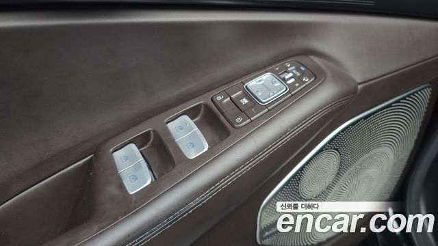 Genesis G90 5.0 AWD Prestige 2019 — фото 29