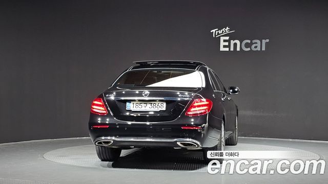 Mercedes-Benz E-Class (W213) E450 4MATIC Exclusive 2020 — фото 4