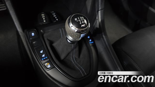 Hyundai Veloster (JS) 2.0 N 2020 — фото 9