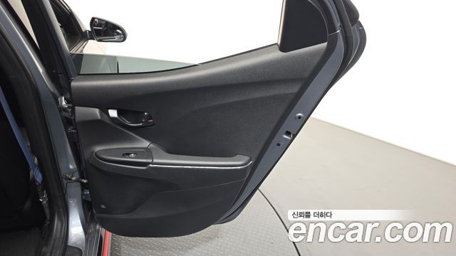 Hyundai Veloster (JS) 2.0 N 2020 — фото 25