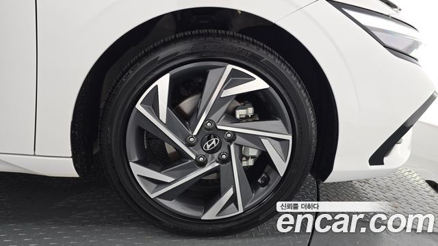 Hyundai Avante (CN7) 1.6 Inspiration 2024 — фото 21
