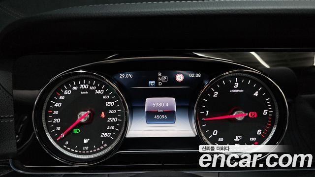 Mercedes-Benz E-Class (W213) E220d Cabriolet 2018 — фото 8