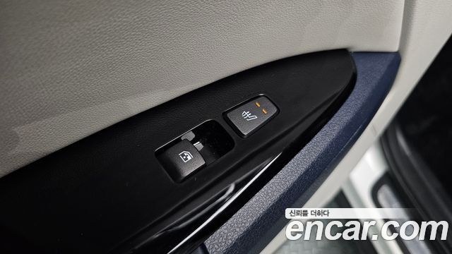 Kia Sportage (V) Gasoline 1.6 Turbo 2WD Signature 2023 — фото 18