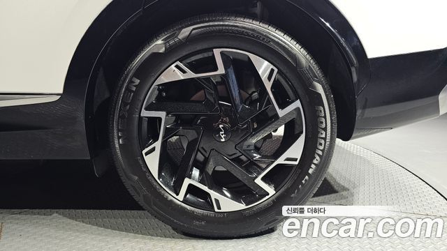 Kia Sportage (V) Gasoline 1.6 Turbo 2WD Signature 2023 — фото 21
