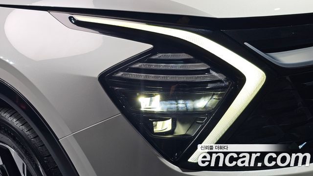 Kia Sportage (V) Gasoline 1.6 Turbo 2WD Signature 2023 — фото 22