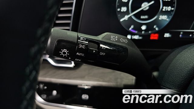 Kia Sportage (V) Gasoline 1.6 Turbo 2WD Signature 2023 — фото 31