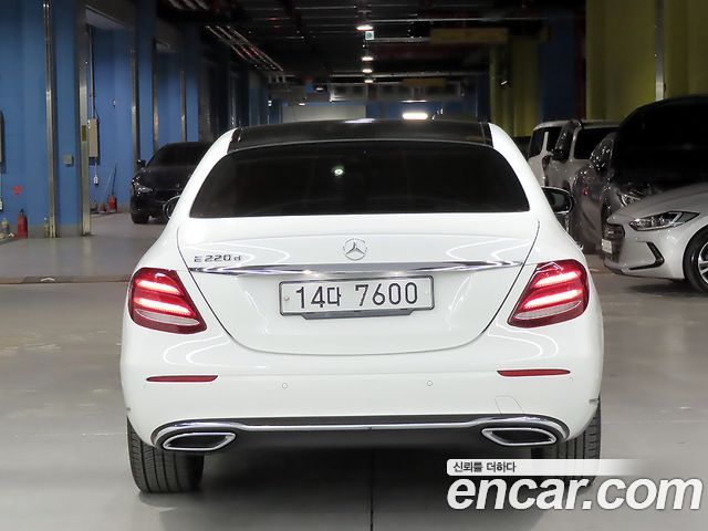 Mercedes-Benz E-Class (W213) E220d Exclusive 2017 — фото 3