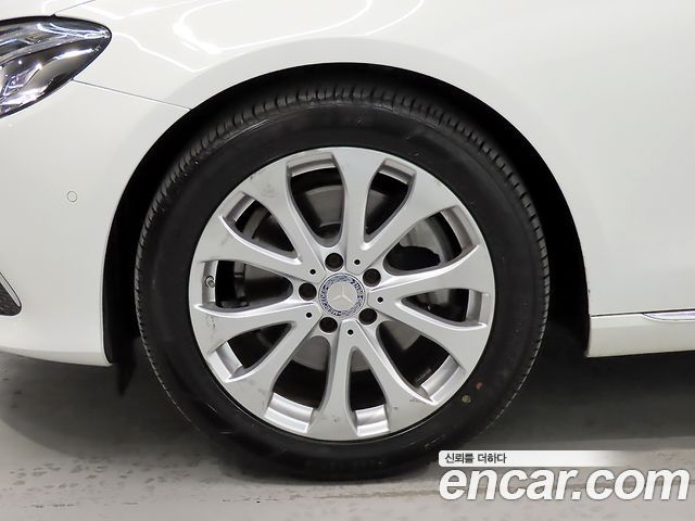 Mercedes-Benz E-Class (W213) E220d Exclusive 2017 — фото 24