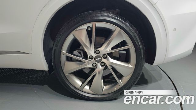 Genesis GV70 2.5T Gasoline AWD 2024 — фото 21