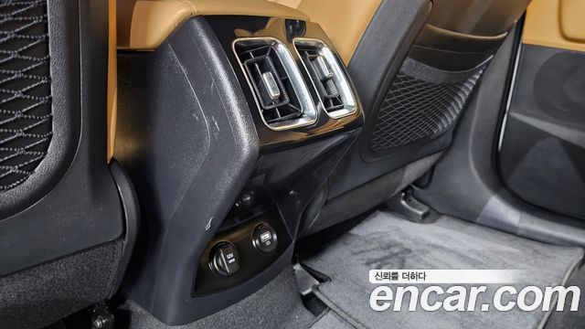 Kia Sorento (IV) HEV 1.6 2WD Prestige 2023 — фото 31