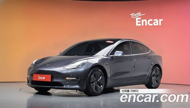 Tesla Model 3 Long Range AWD