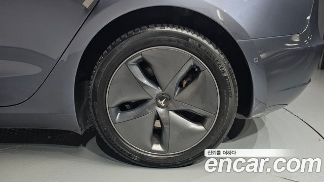 Tesla Model 3 Long Range AWD 2020 — фото 27
